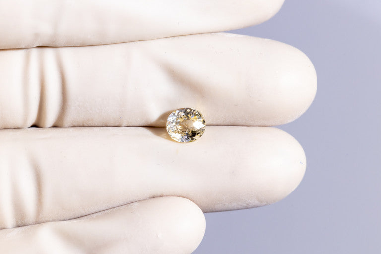 NATURAL YELLOW SAPPHIRE (PUKHRAJ) 2.04 CARATS